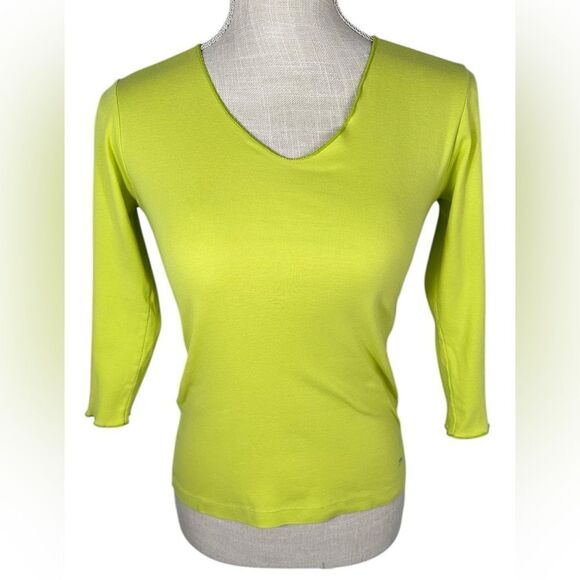 Longchamp Paris Chartreuse Green V Neck 3/4 Sleeve Casual Basic Top - Picture 1 of 7
